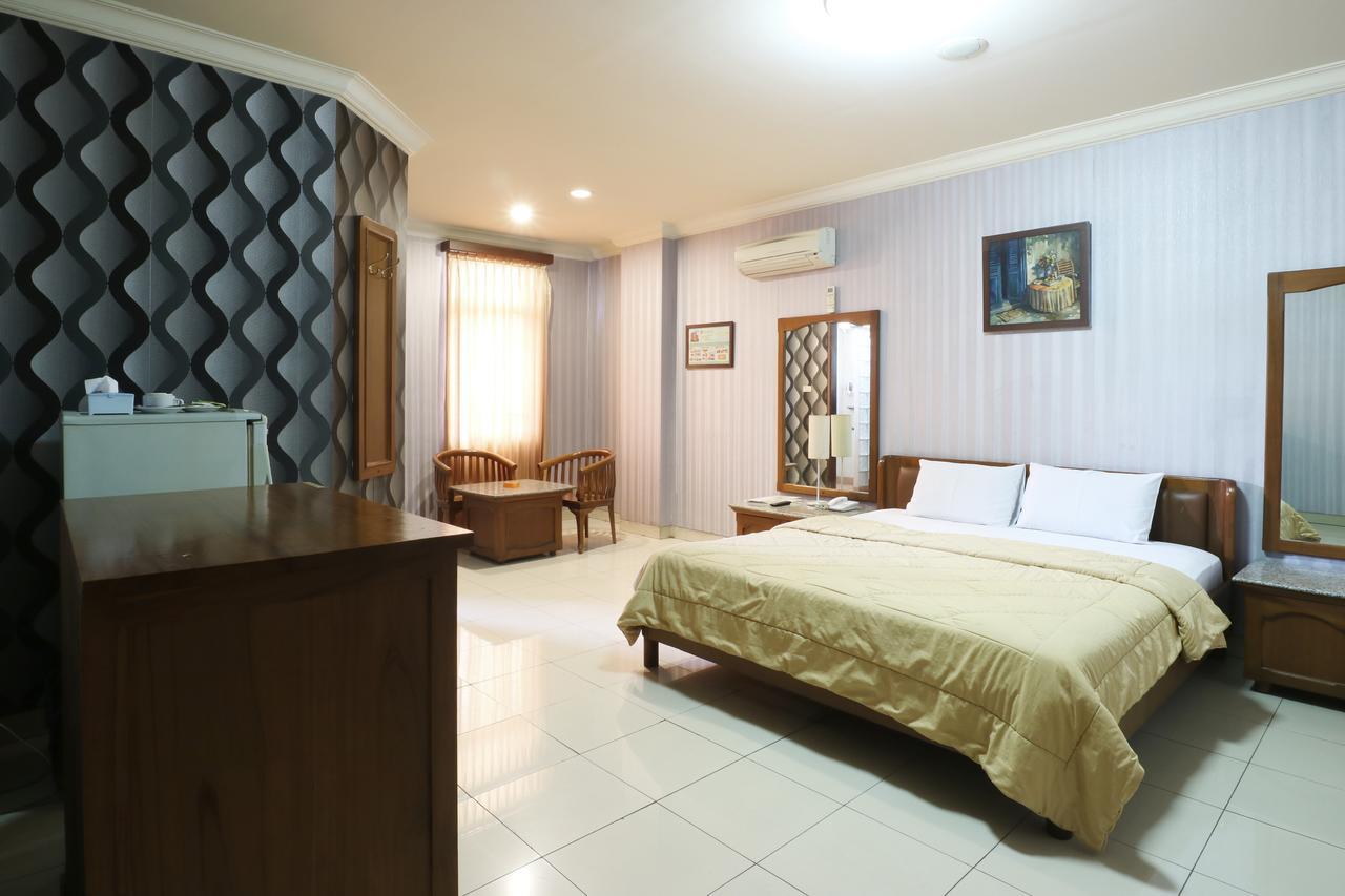 Hotel 678 Kemang Powered By Cocotel Jakarta Exteriér fotografie