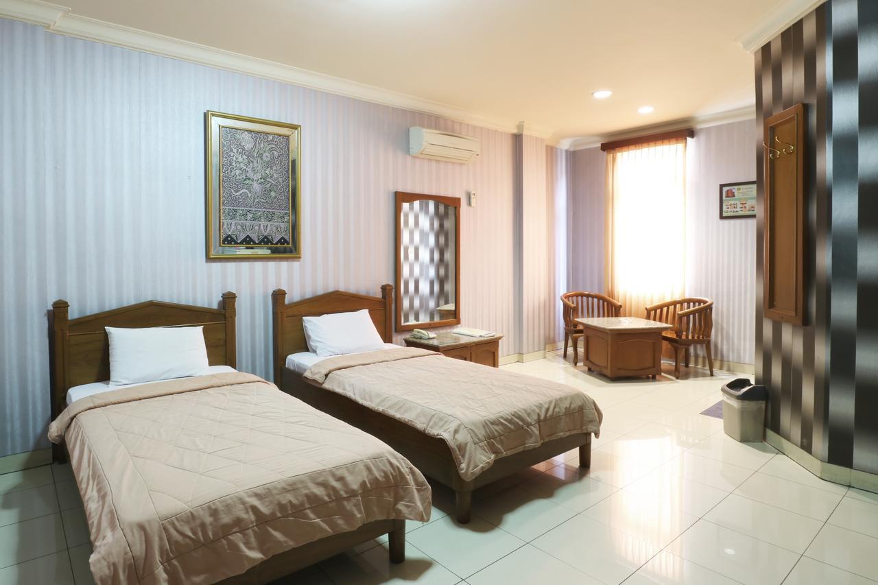 Hotel 678 Kemang Powered By Cocotel Jakarta Exteriér fotografie