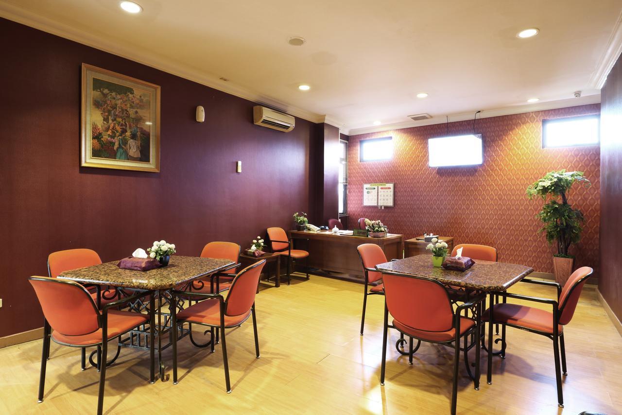Hotel 678 Kemang Powered By Cocotel Jakarta Exteriér fotografie